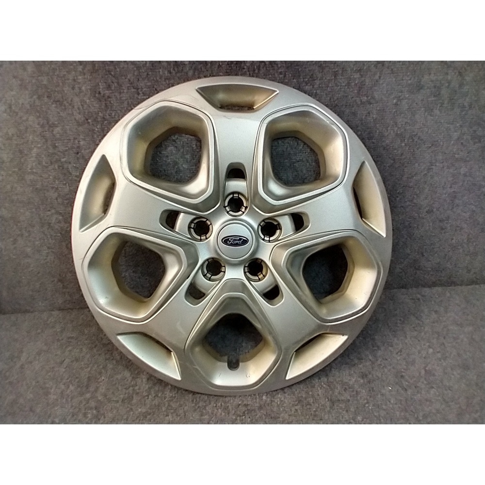 Ford Fusion  17 Inch Wheel Cover Hubcap Silver 5 Spoke OEM Replacement 2010-2012